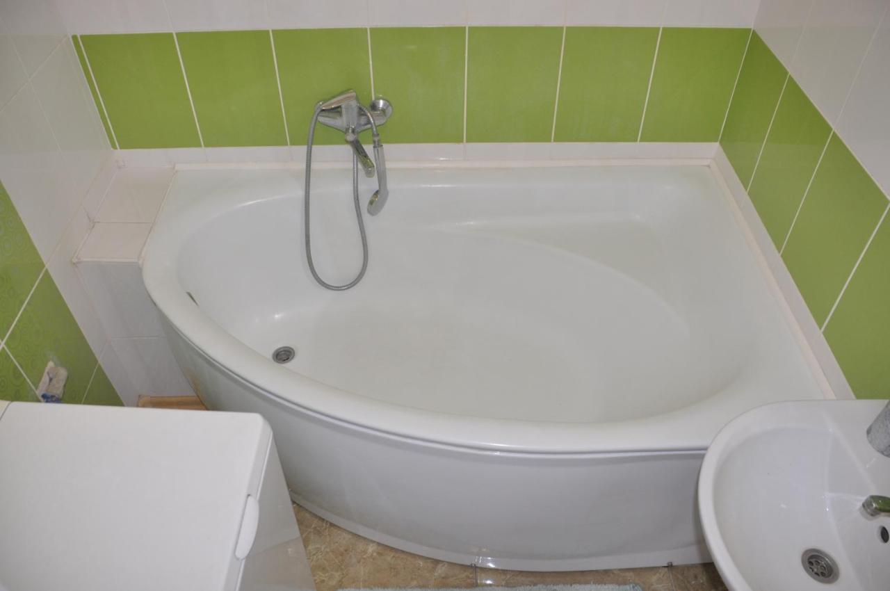 Apartments Theatre Shepkina 2 Room Сумы Экстерьер фото