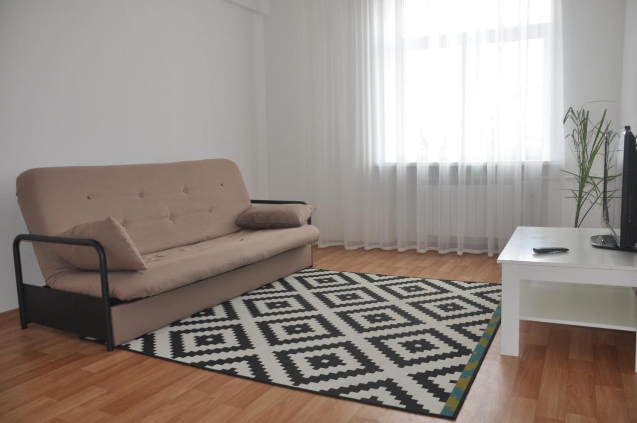 Apartments Theatre Shepkina 2 Room Сумы Экстерьер фото